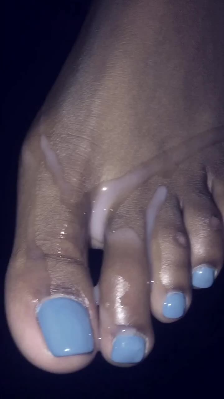 Cum on toes ebony